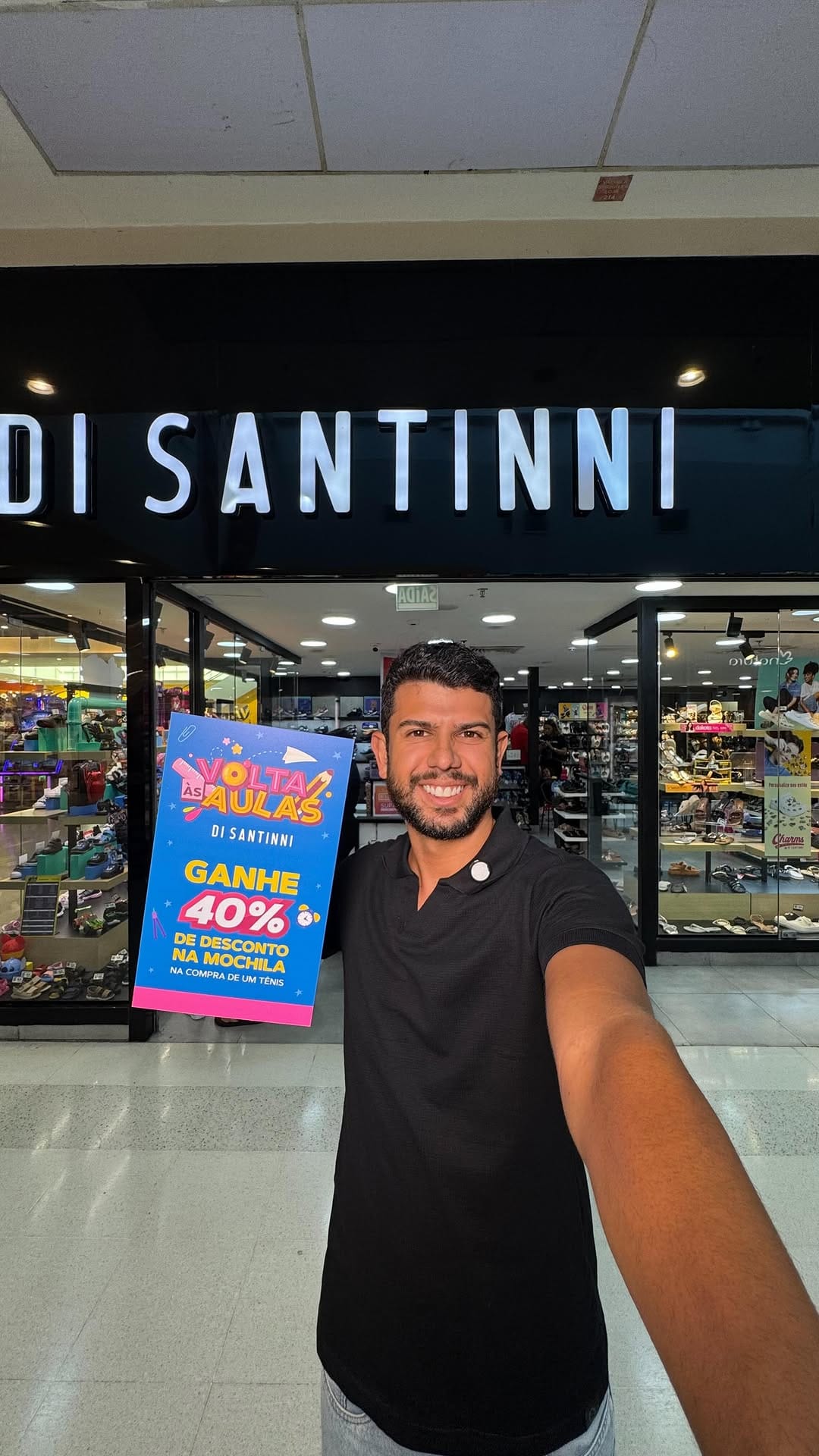 Post 4 by Di Santinni on Instagram (video)