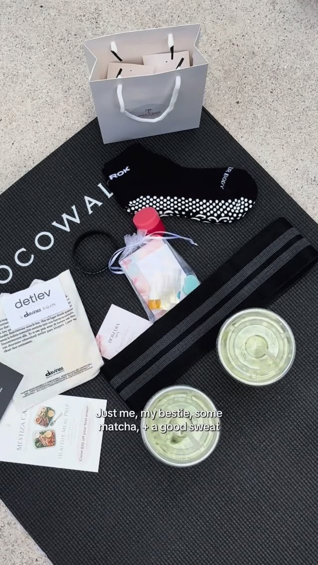 Post 1 by CocoWalk on Instagram (video)