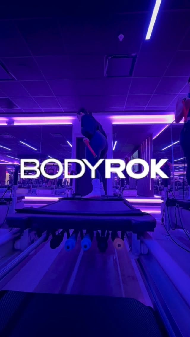 Post 4 by CocoWalk on Instagram (video)