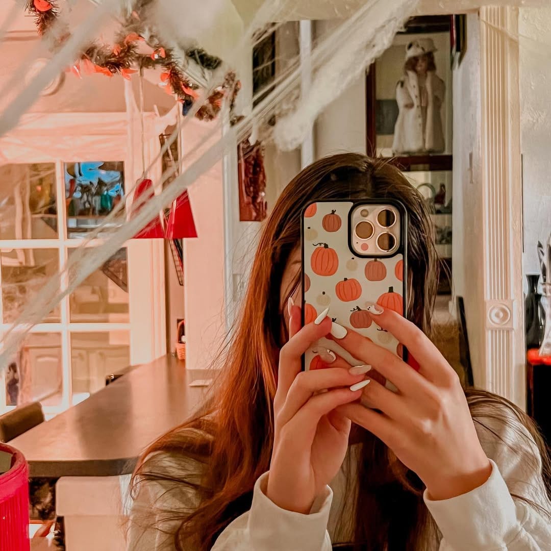 Post 5 by glowy cases ($15)  ◡̈ on Instagram (image)
