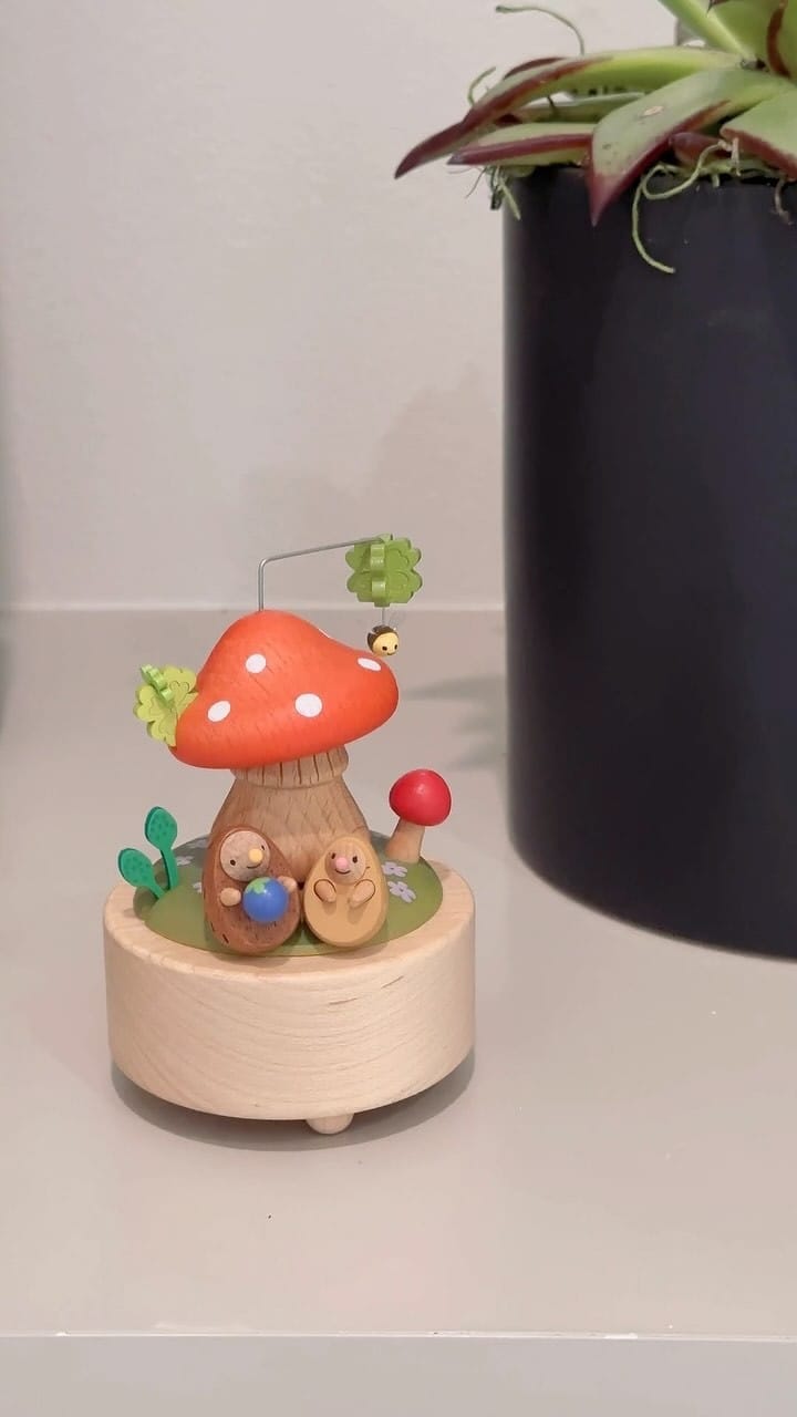Post 4 by Wrapboxx | Music Boxes | Personalized Gifts on Instagram (video)