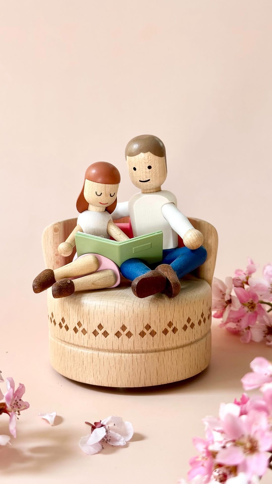 Post 7 by Wrapboxx | Music Boxes | Personalized Gifts on Instagram (video)
