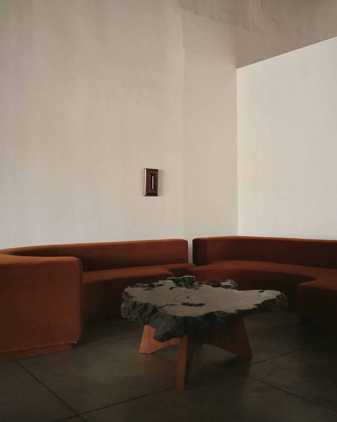 Post 10 by galerie half on Instagram (image)