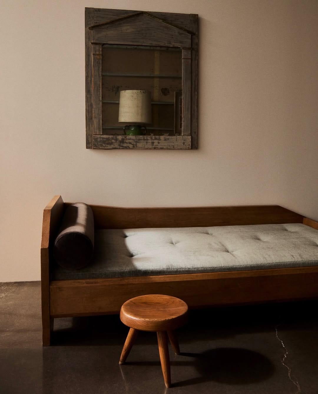 Post 3 by galerie half on Instagram (image)