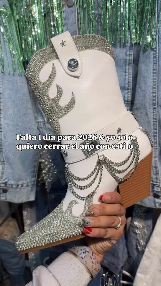 Post 6 by La Isla Collection on Instagram (video)