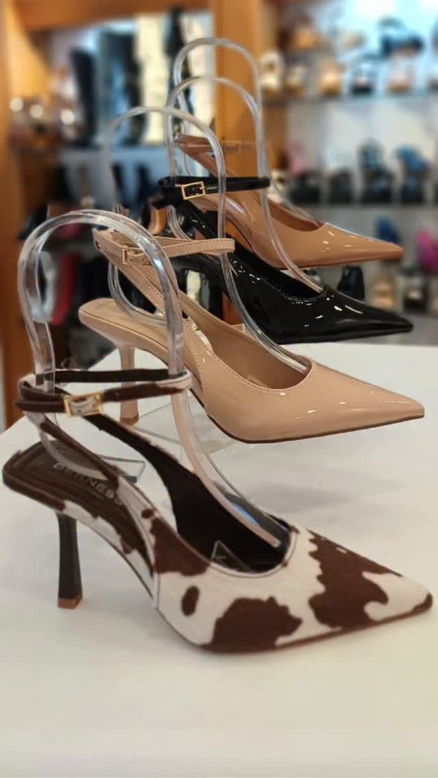 Post 8 by CEREZOS SHOES on Instagram (video)