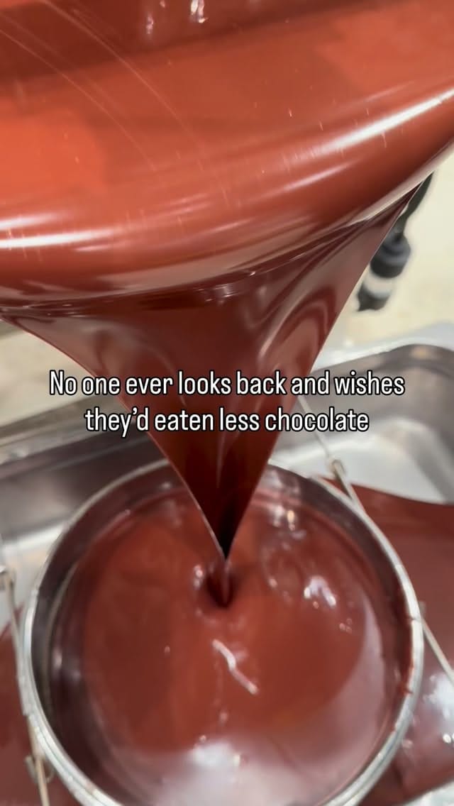 Post 7 by Exquisito Chocolates 🍫 on Instagram (video)