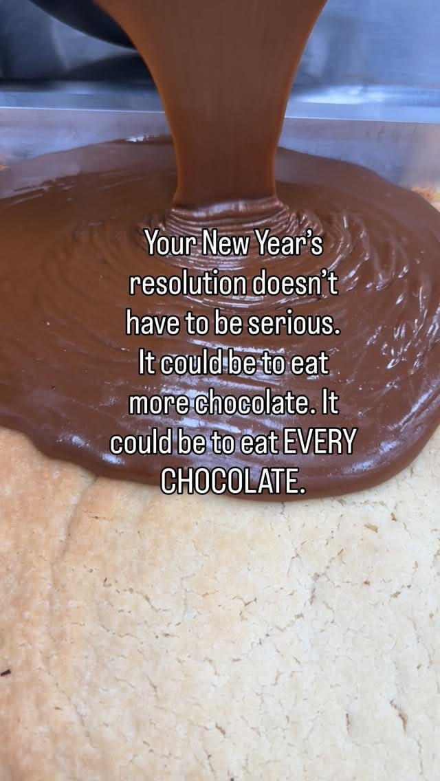 Post 3 by Exquisito Chocolates 🍫 on Instagram (video)