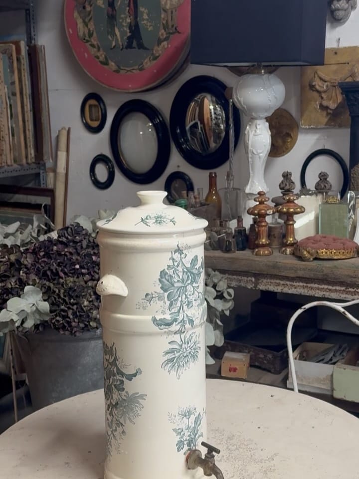 Post 5 by Sandrine Brocanteuse on Instagram (carousel)