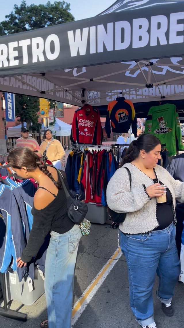 Post 5 by @retrowindbreakers_com on Instagram (video)