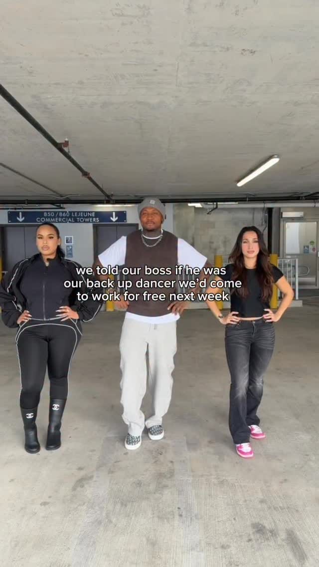 Post 7 by Miami Wigs & Extensions on Instagram (video)