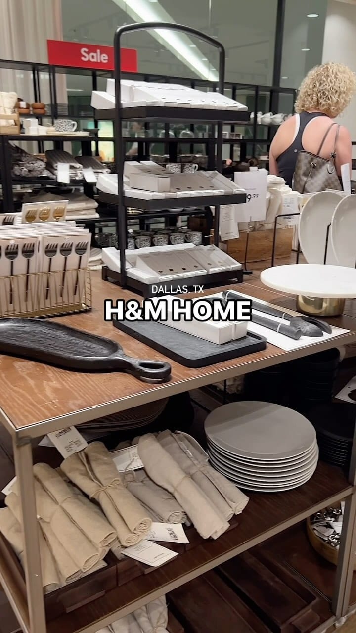 Post 9 by Ashley Gomez on Instagram (video)