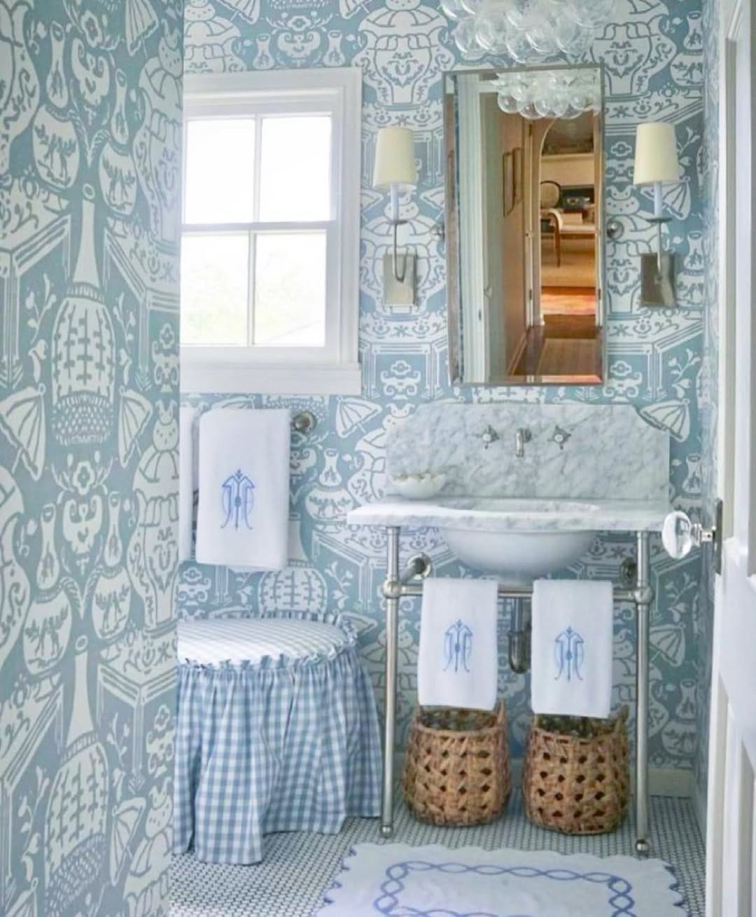 Post 2 by Dogwood Lane Interiors on Instagram (image)