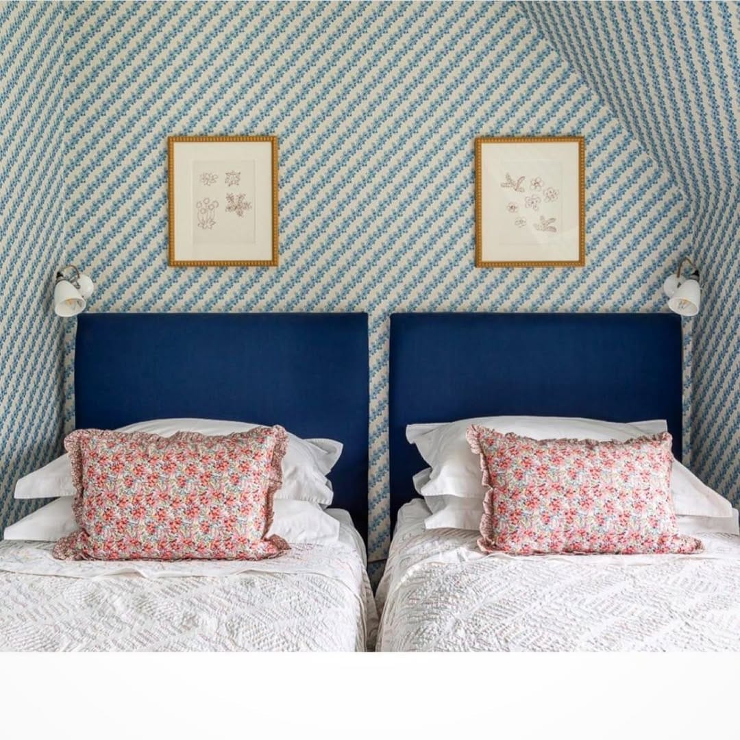 Post 5 by Dogwood Lane Interiors on Instagram (image)