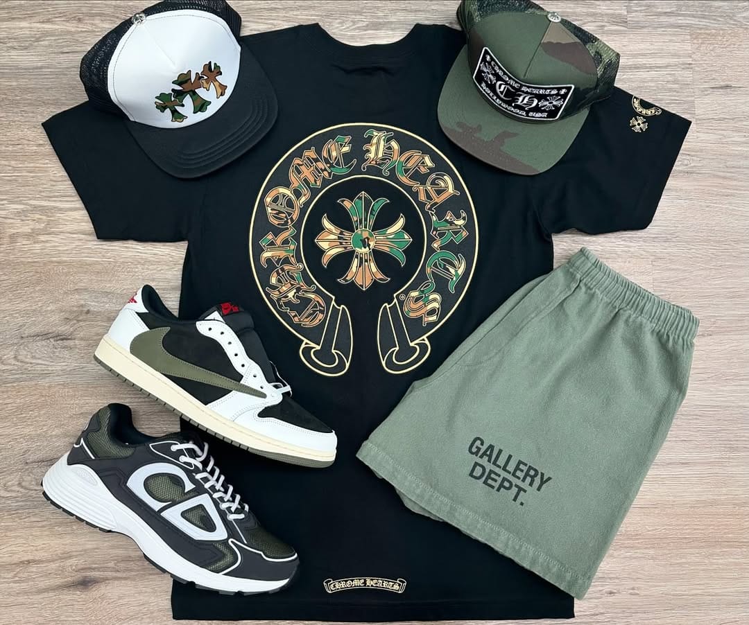 Post 9 by YB’s Closet NYC on Instagram (image)