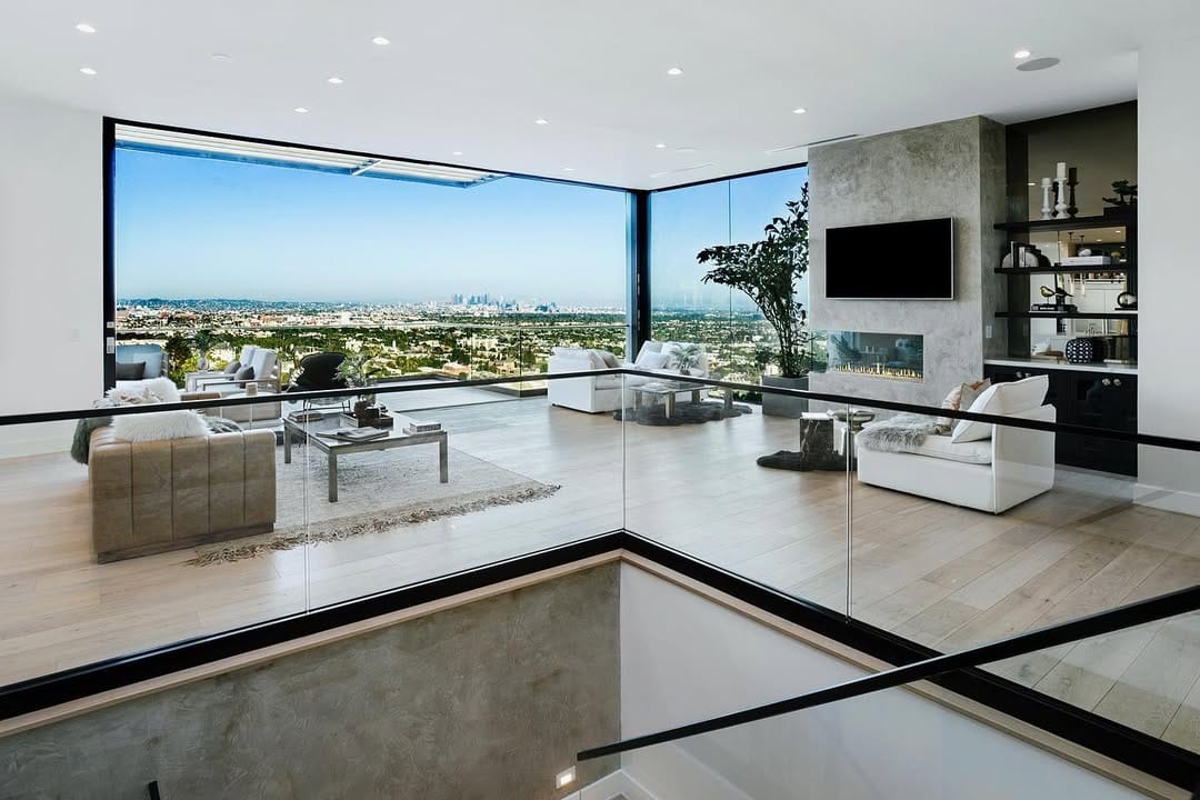 Post 7 by VBM Home, By April on Instagram (image)