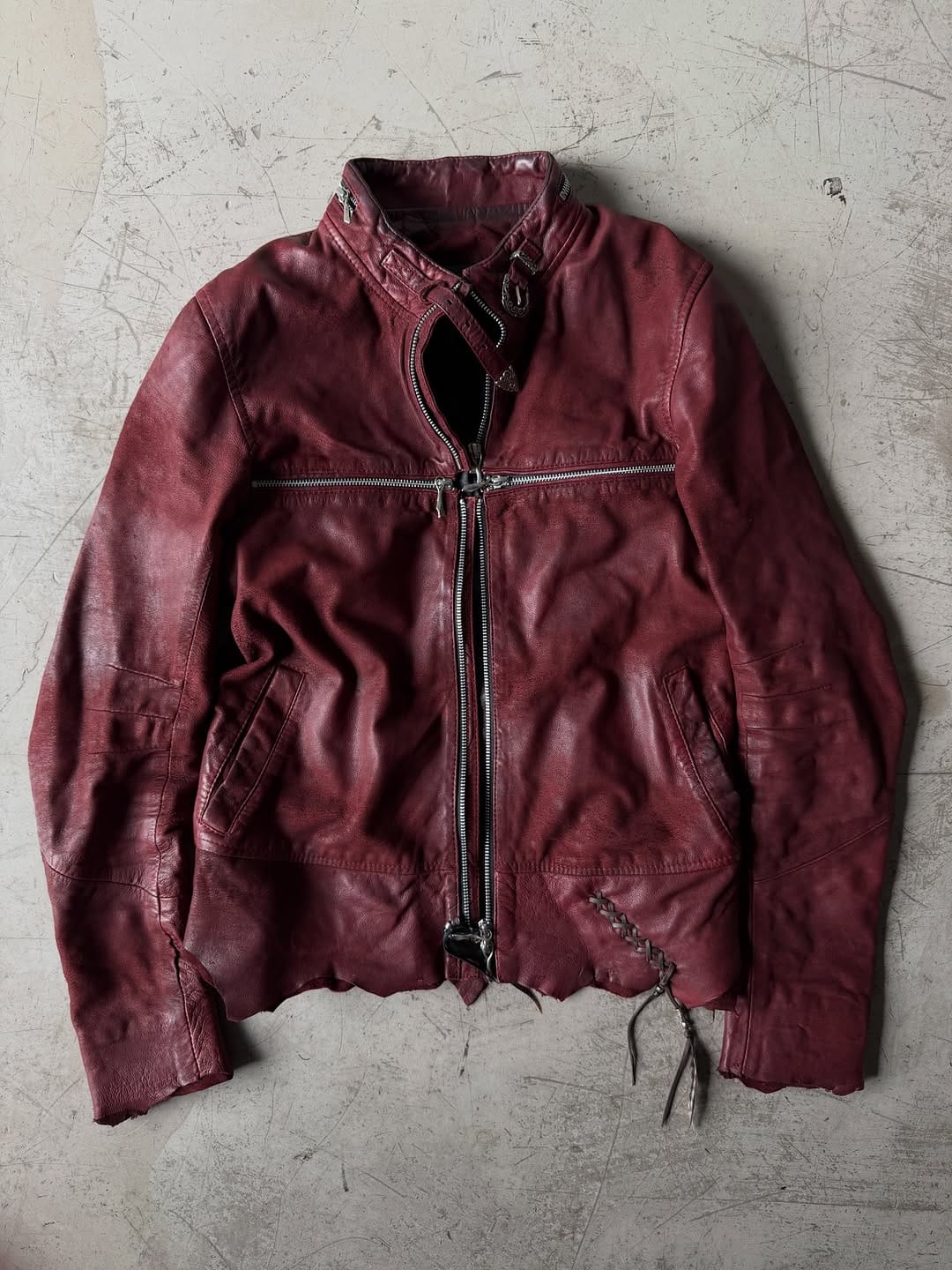 Post 4 by Chameleon Vintage カメレオン on Instagram (carousel)