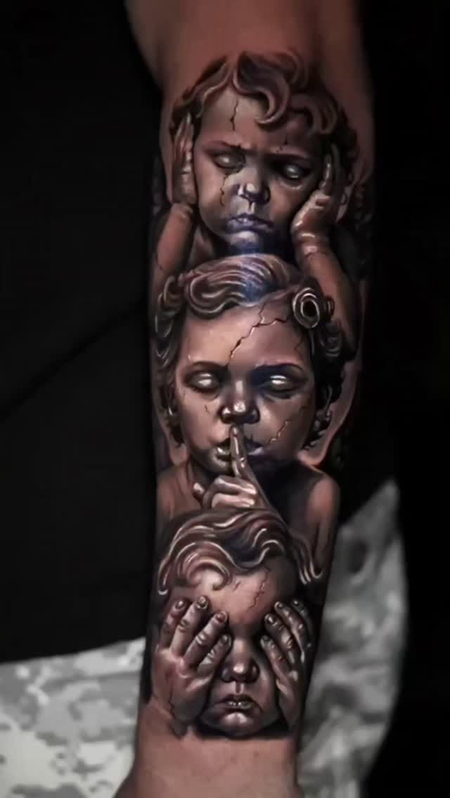 Post 4 by INKAHOLIK TATTOOS - KENDALL on Instagram (video)