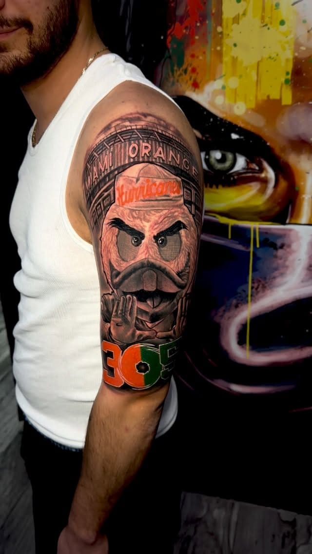 Post 8 by INKAHOLIK TATTOOS - KENDALL on Instagram (video)