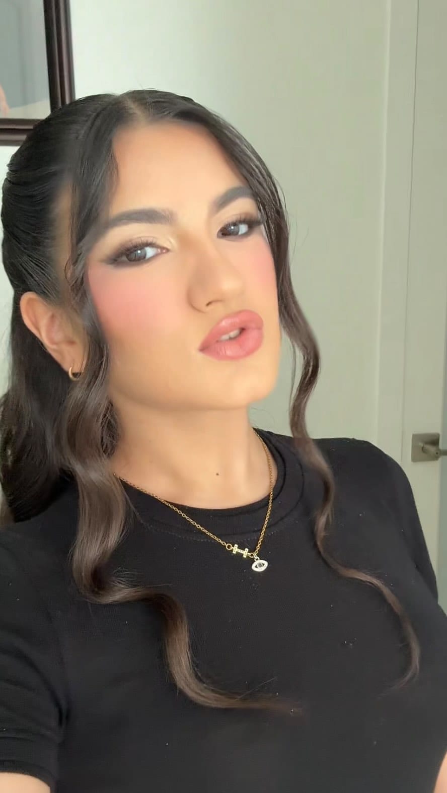 Post 8 by Healthy Hair Salon and Spa on Instagram (video)