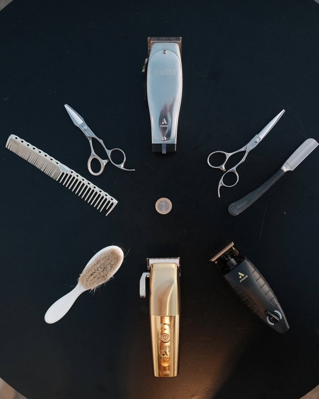 Post 8 by The Vélo Barber on Instagram (carousel)