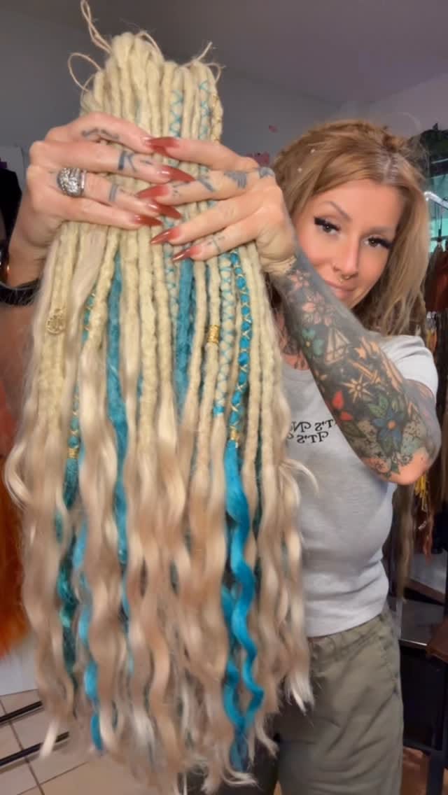 Post 5 by Zara's Locks From Love ❤️ on Instagram (video)