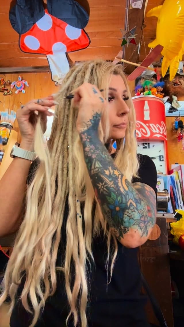 Post 9 by Zara's Locks From Love ❤️ on Instagram (video)
