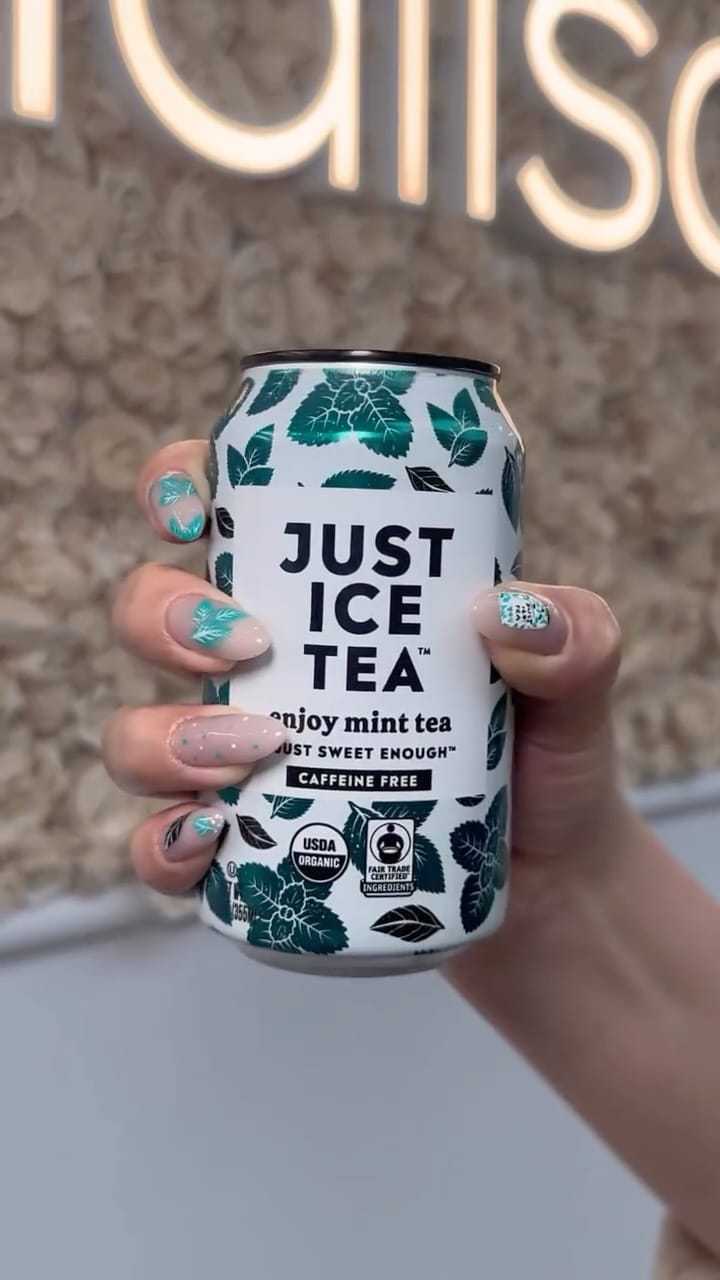 Post 2 by nailsaloon on Instagram (video)