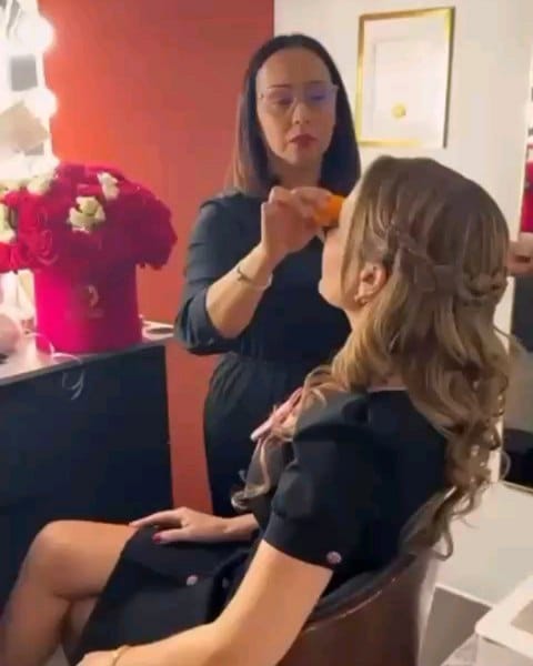 Post 10 by Maria Luisa Calderón on Instagram (carousel)