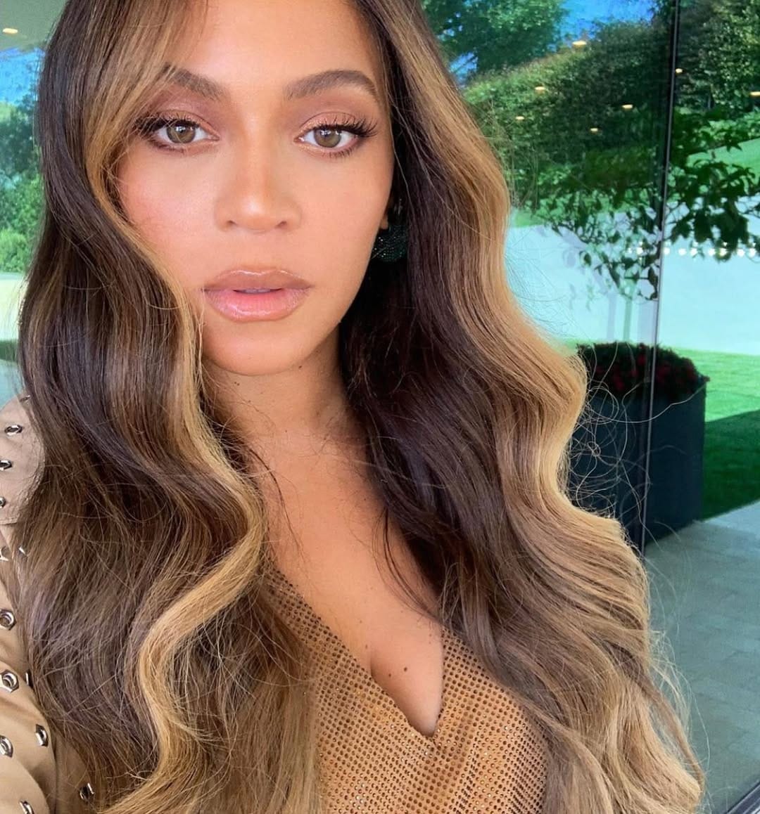 Post 6 by Strandz Hair And Company LLC. on Instagram (image)