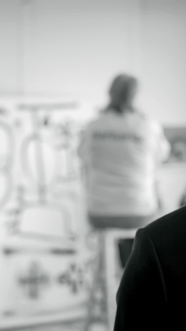Post 1 by Preen Hair on Instagram (video)