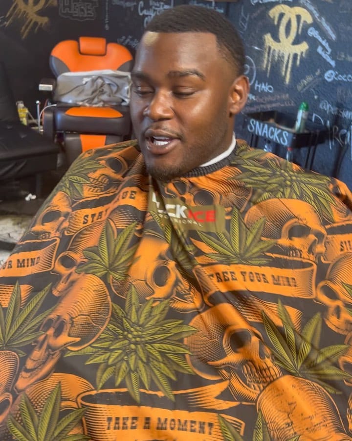 Post 6 by HOUSTON CELEBRITY BARBER🚨💈🔥🐐 on Instagram (carousel)