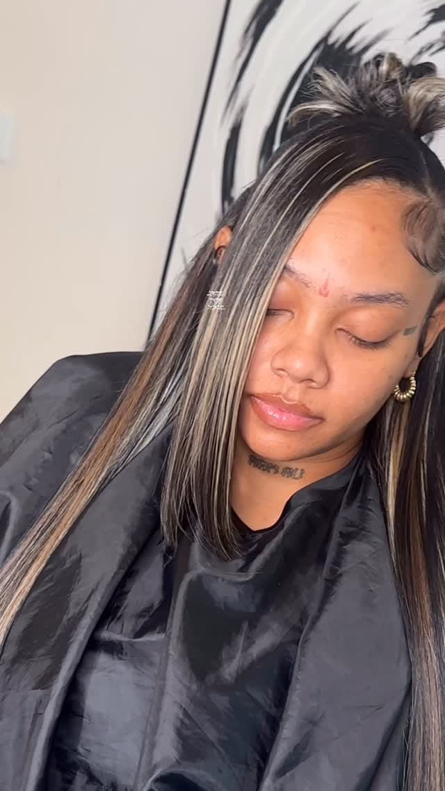 Post 3 by vegasbeststylist on Instagram (video)