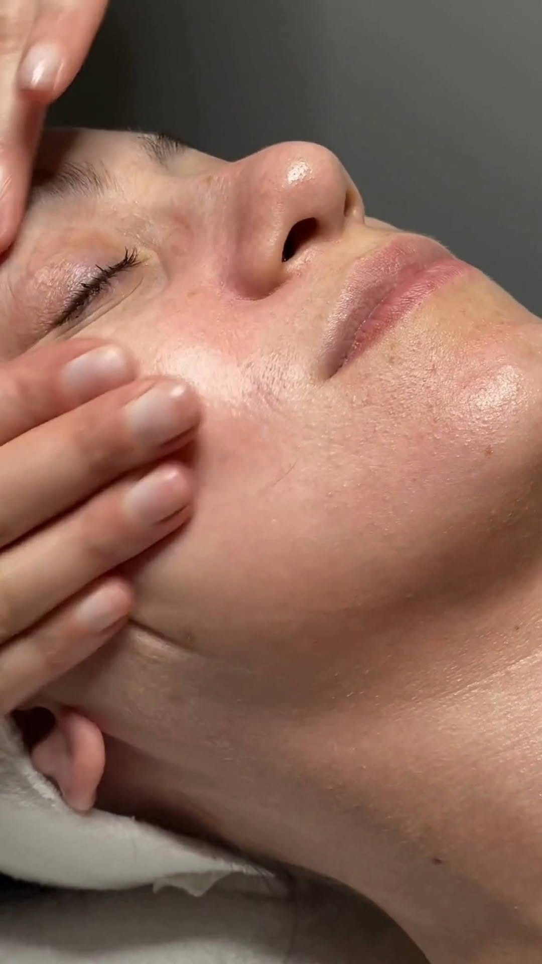 Post 4 by Germaine Goya on Instagram (video)