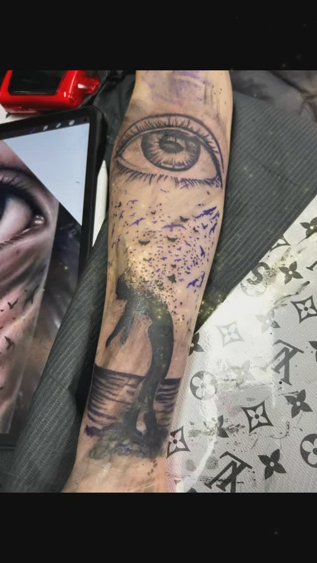 Post 7 by Eternal Ink Tattoo Studio on Instagram (video)