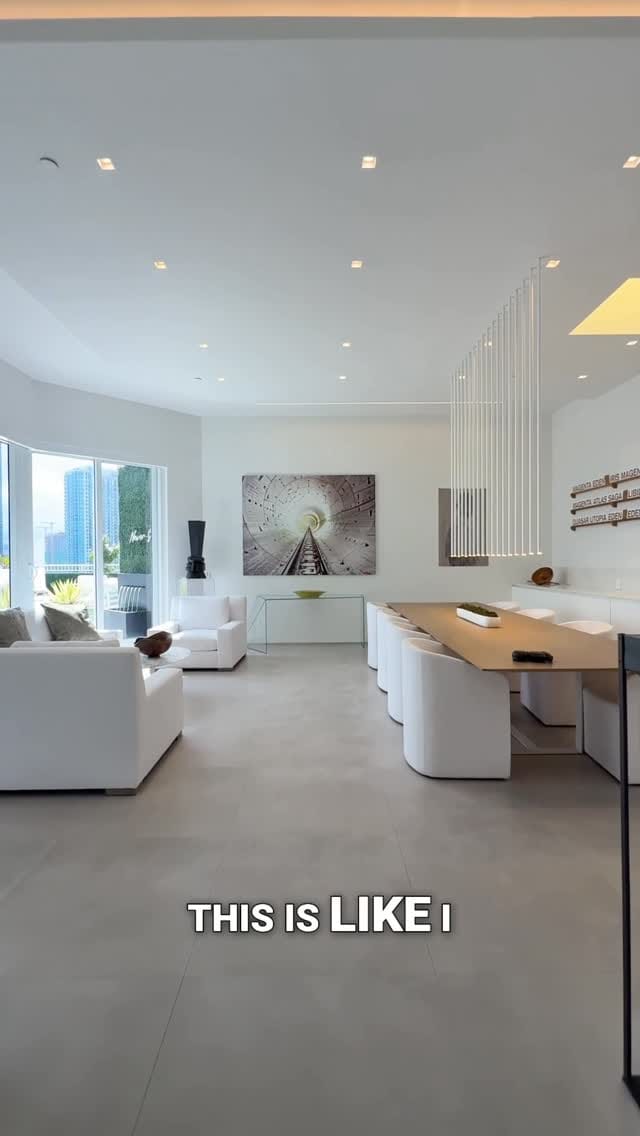 Post 3 by Lux Media Group on Instagram (video)