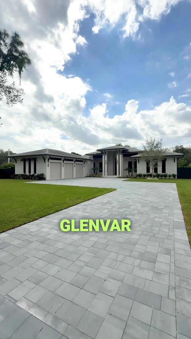 Post 4 by Lux Media Group on Instagram (video)