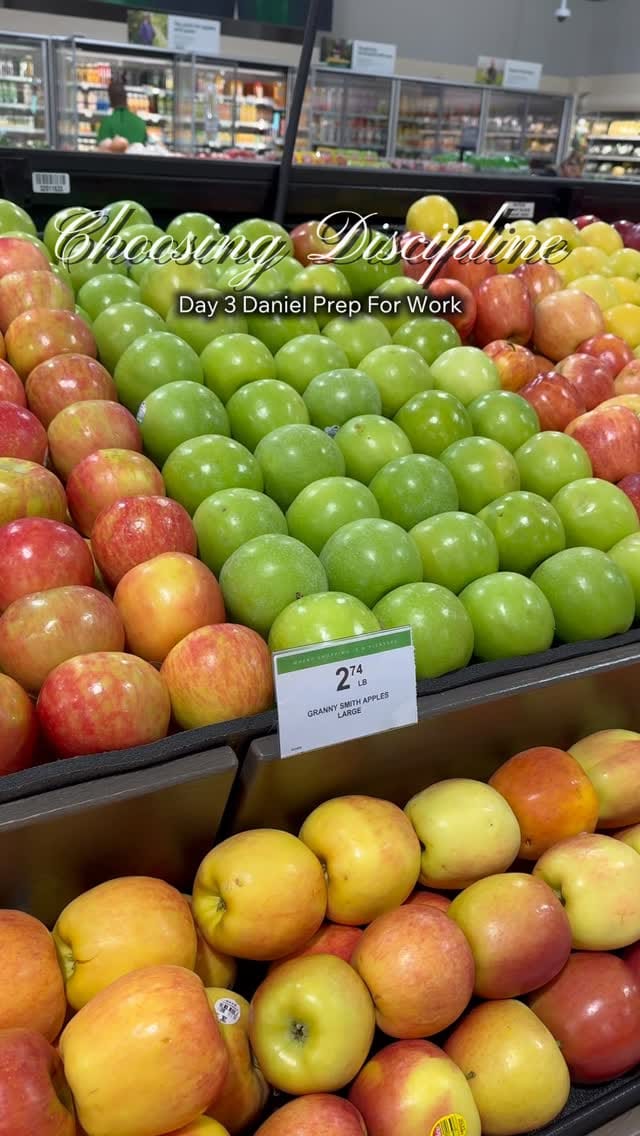 Post 5 by Dorlene | Miami Content Creator on Instagram (video)