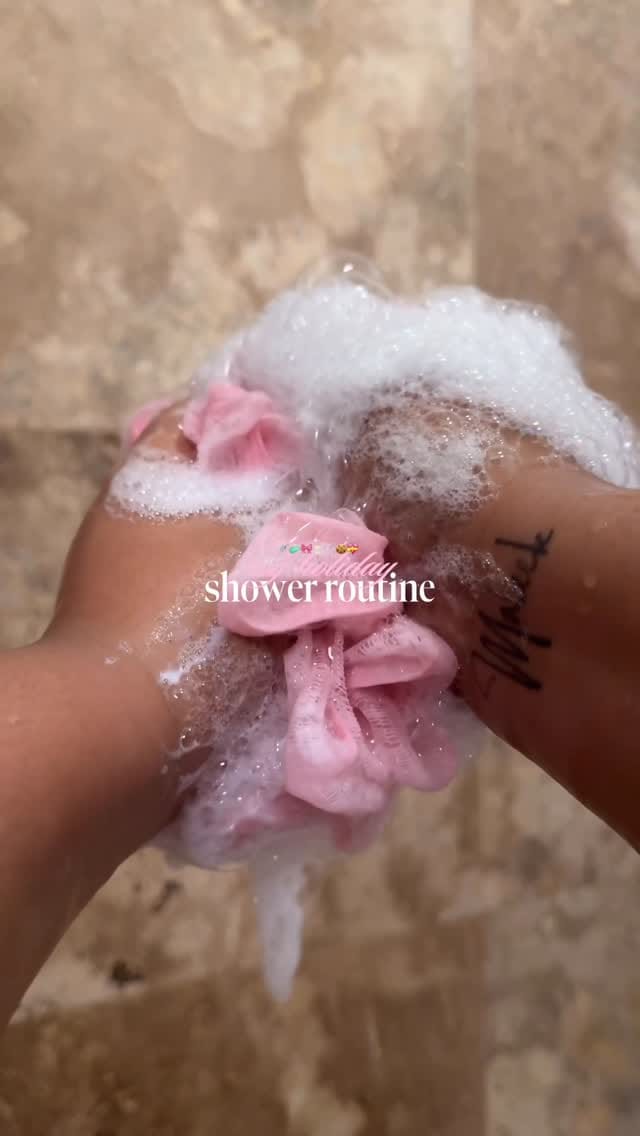 Post 7 by Kimmeca Unique on Instagram (video)