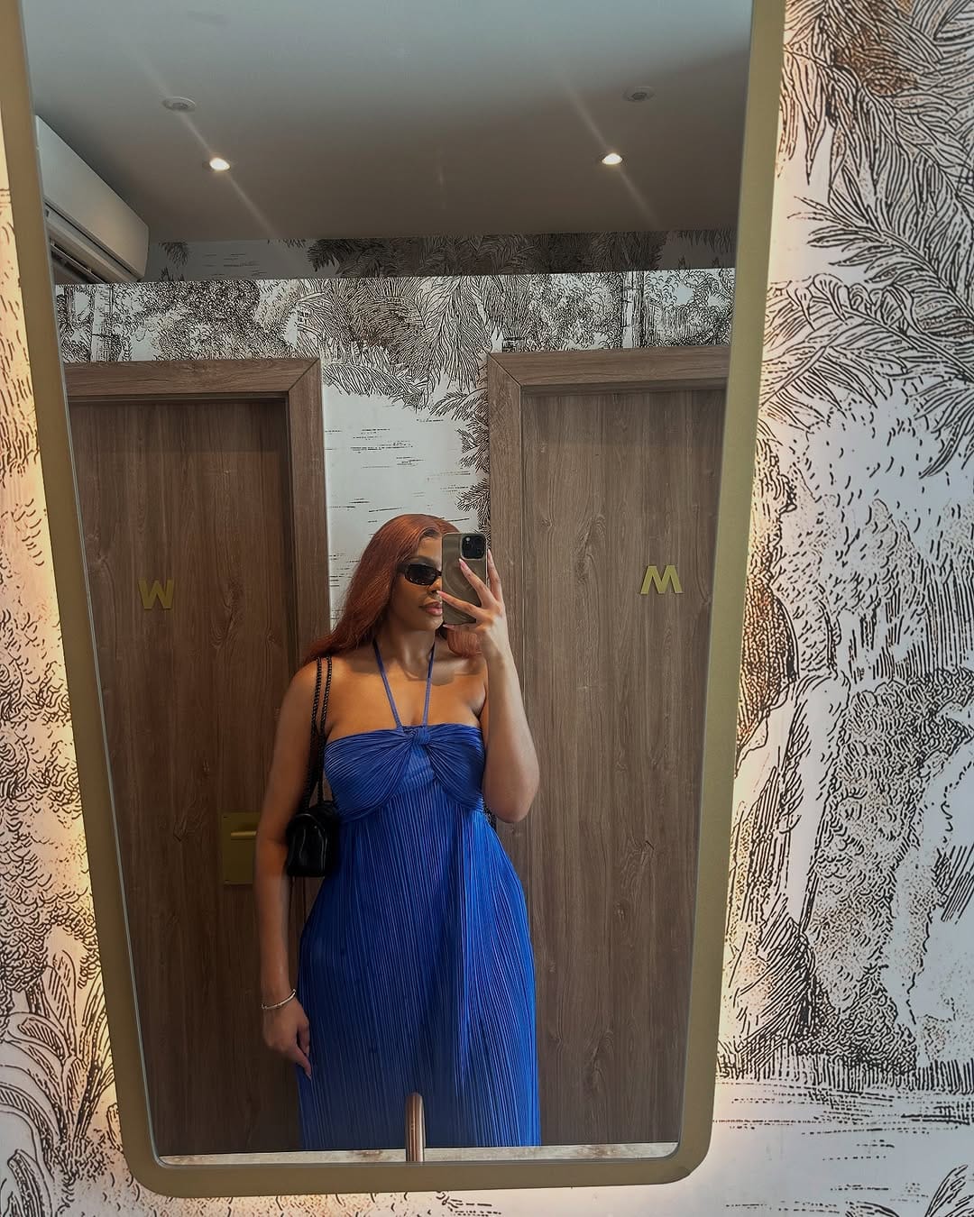 Post 6 by Imani Bailiee on Instagram (carousel)