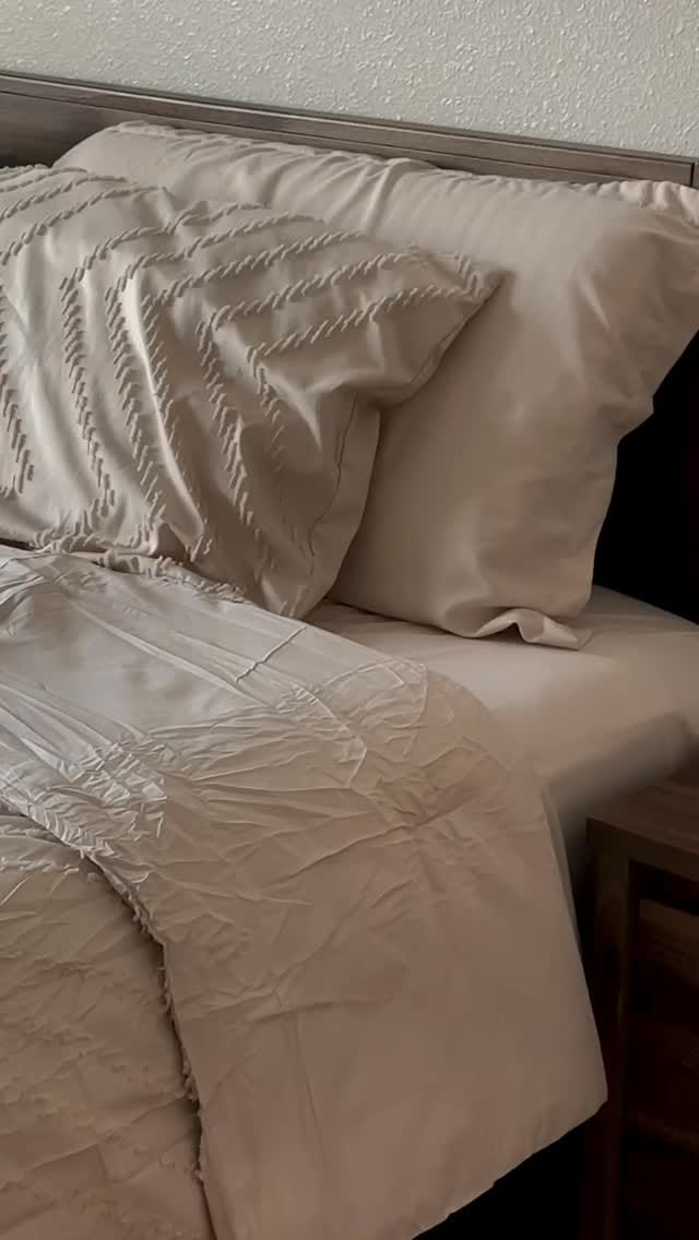 Post 7 by nelia horiuk on Instagram (video)