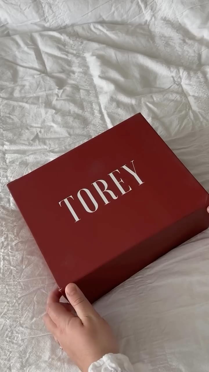 Post 9 by nelia horiuk on Instagram (video)