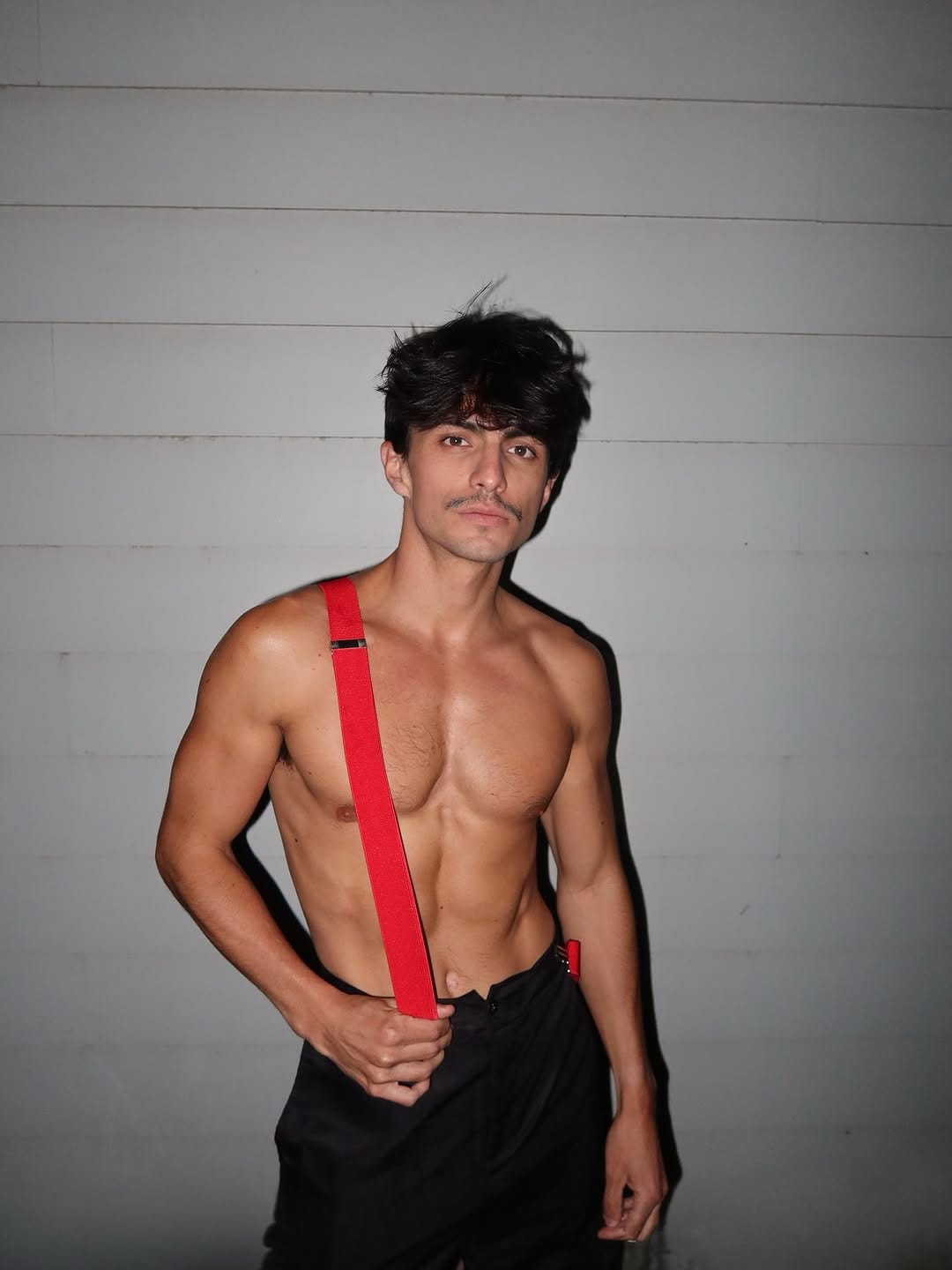 Post 2 by aaron teran on Instagram (image)