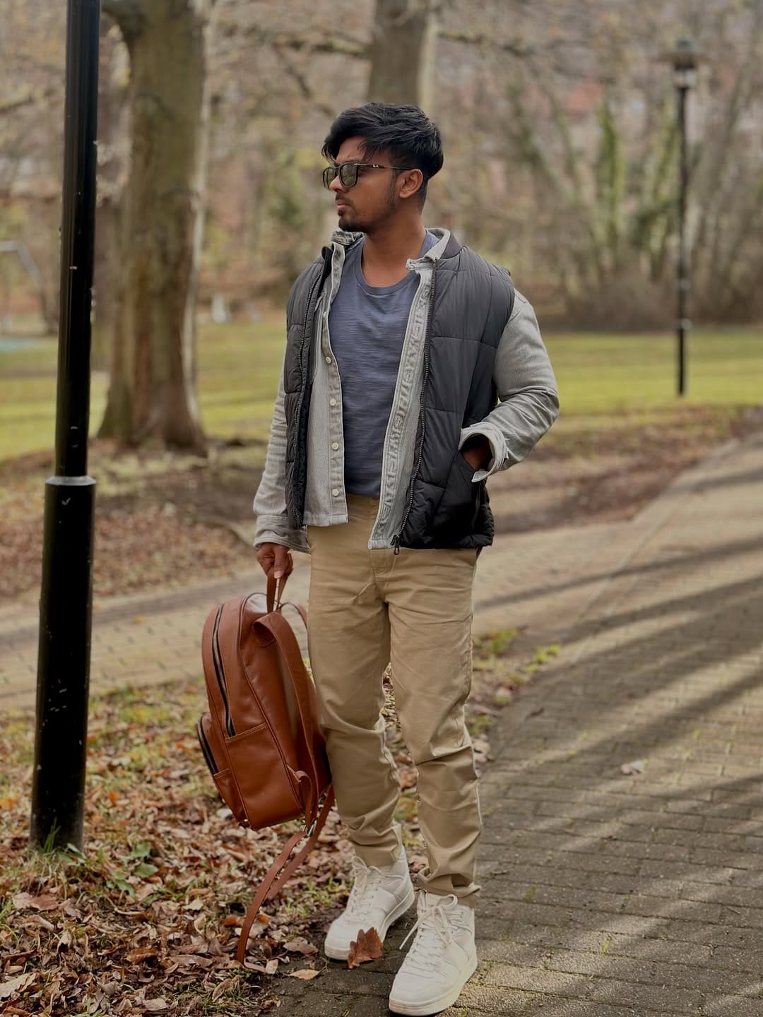 Post 5 by monobratho manuj on Instagram (carousel)