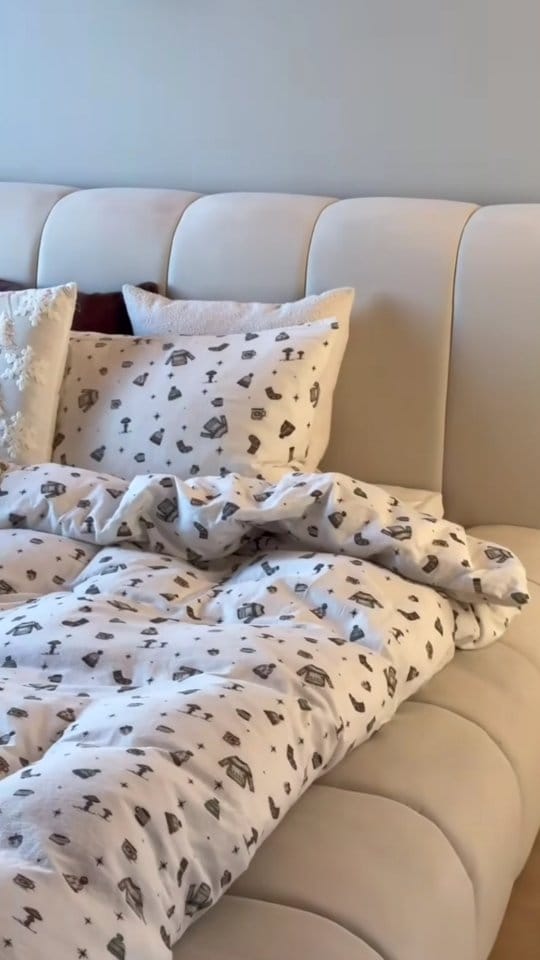 Post 3 by Araceli Juarez on Instagram (video)