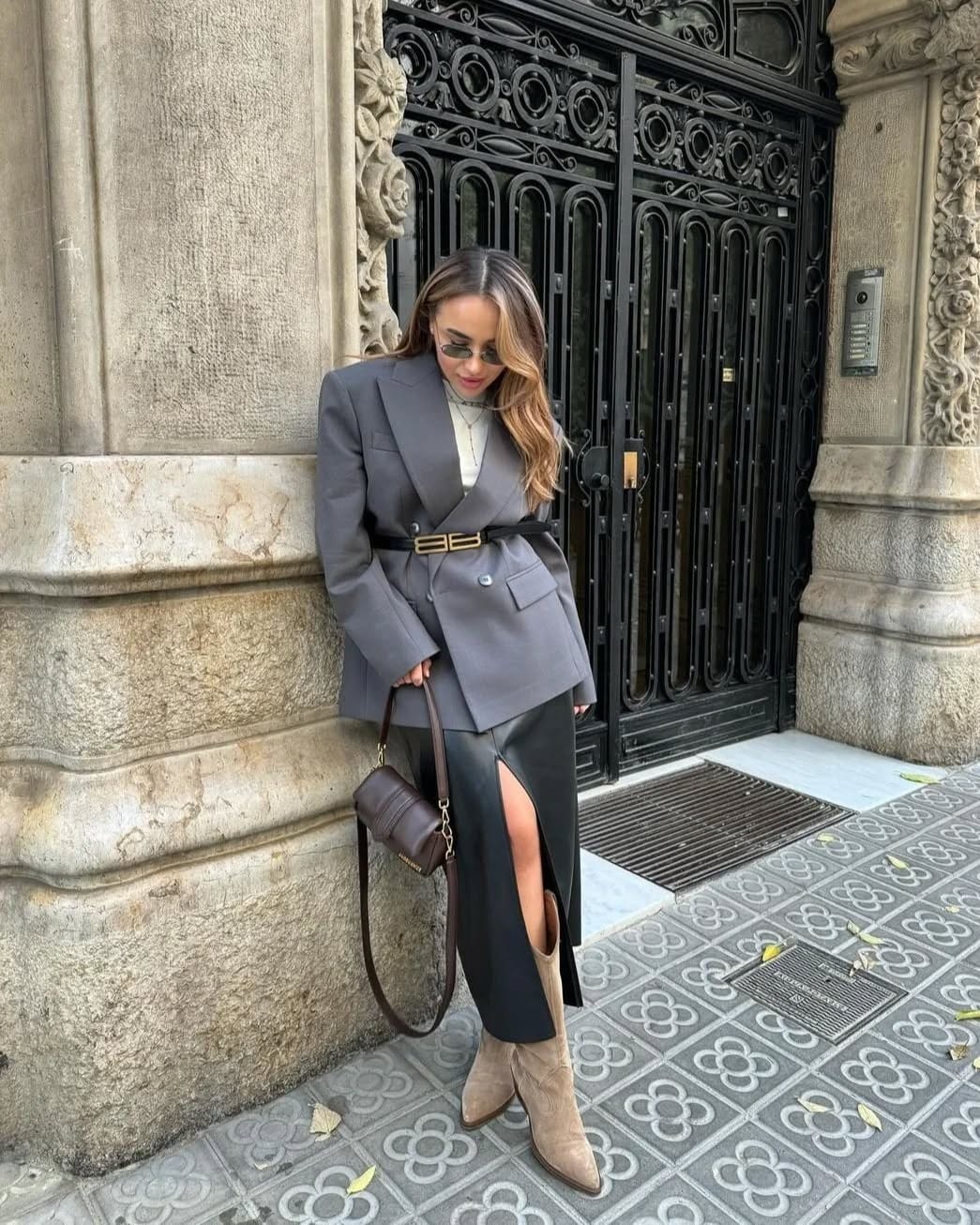 Post 10 by Araceli Juarez on Instagram (image)
