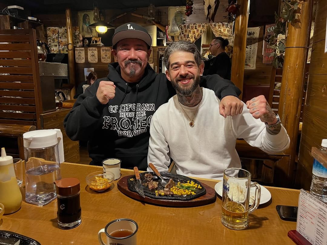 Post 2 by Kenji Cacholo(ドジャ・ドジャ男) on Instagram (image)