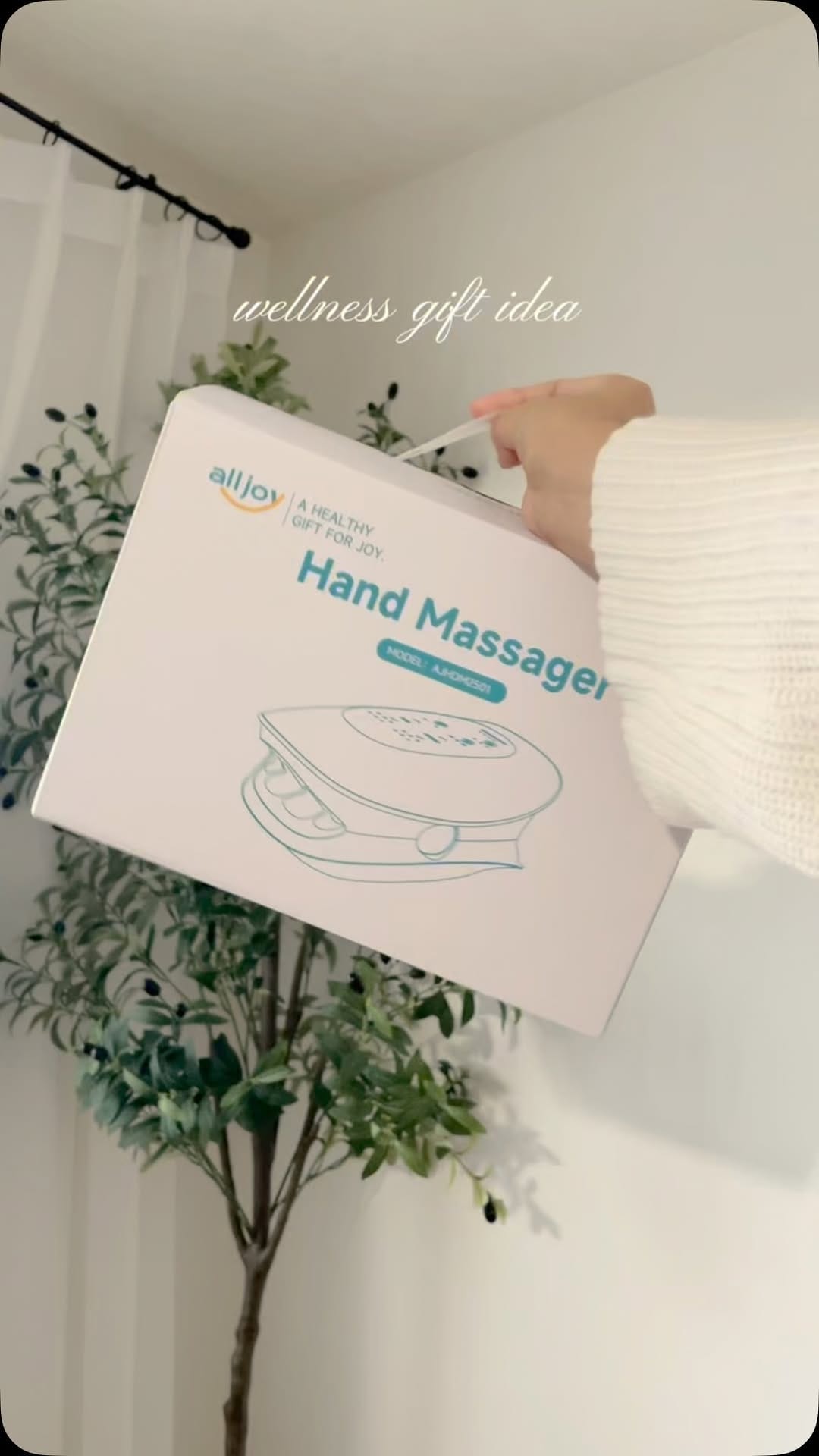 Post 8 by Alexa on Instagram (video)