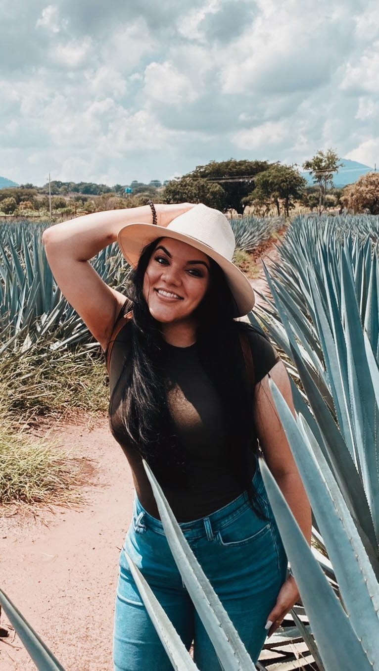Post 4 by Yessi Bause ♛ | Fashion & Lifestyle Creator on Instagram (video)