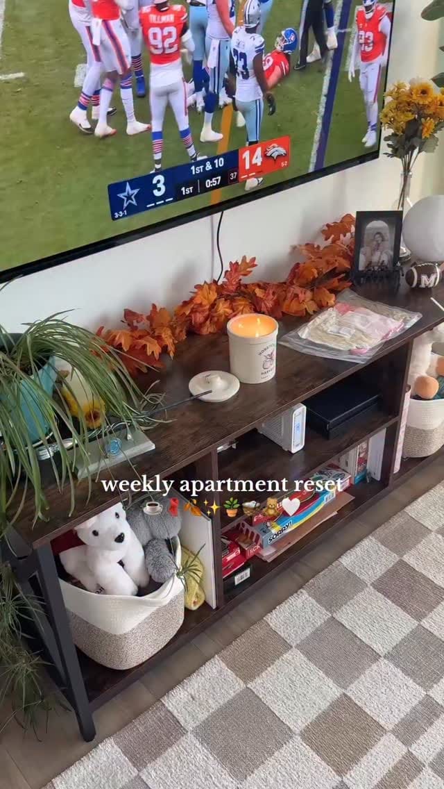 Post 6 by Charlotte Pratt on Instagram (video)